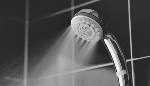 エコキュートの使用中に冷たい水が出るのはなぜ？故障の見分け方と対処法を解説